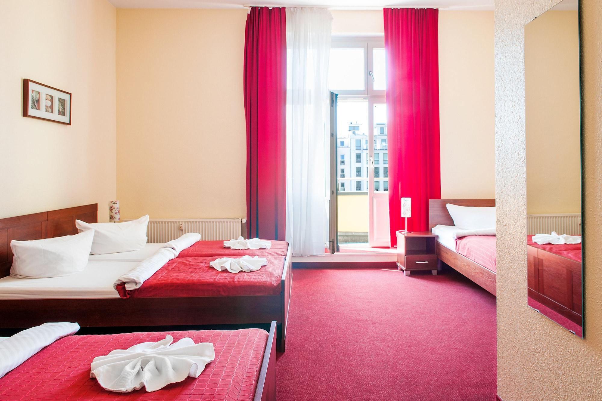 Mikon Eastgate Hotel - City Centre Berlin Eksteriør bilde