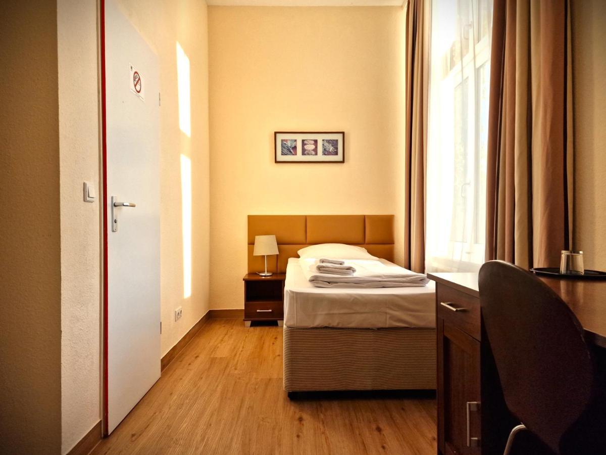 Mikon Eastgate Hotel - City Centre Berlin Eksteriør bilde