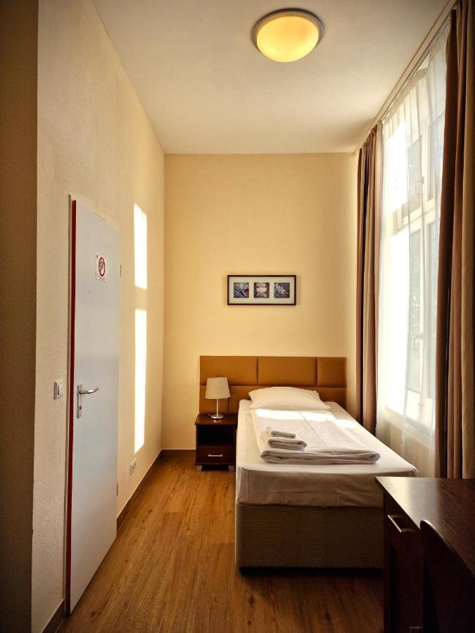 Mikon Eastgate Hotel - City Centre Berlin Eksteriør bilde